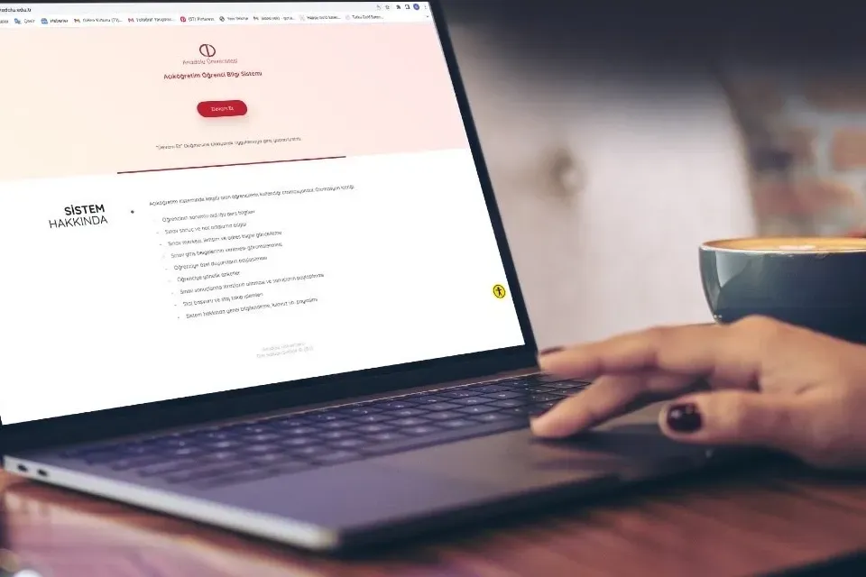 Anadolu Üniversitesi AÖF Güz Dönemi Sınav Giriş Belgeleri Yayınlandı! Hemen İndir