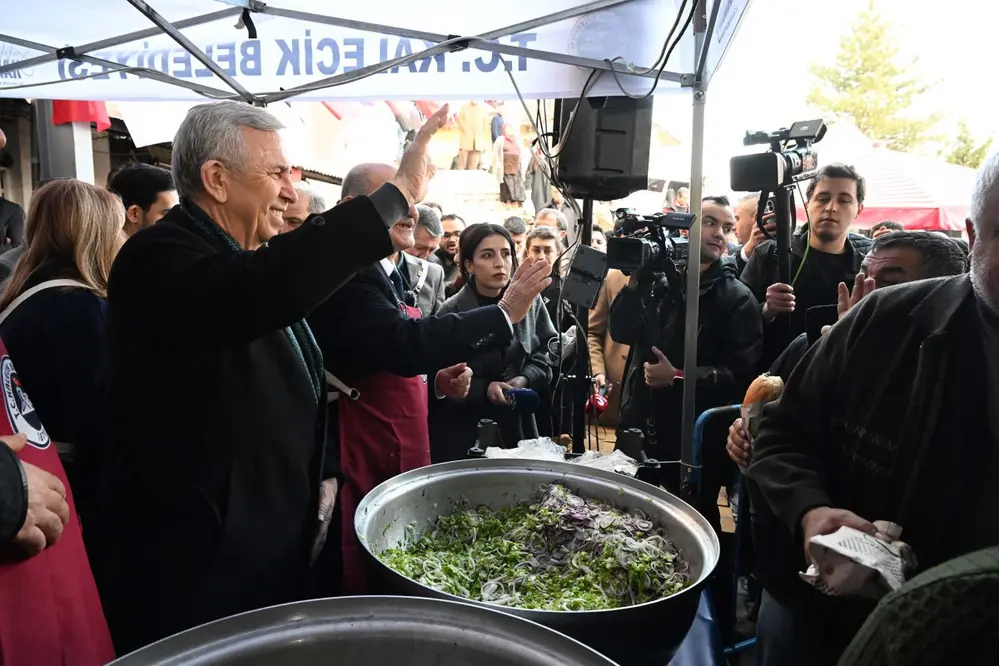 Ankara Büyükşehir Belediye Başkanı Yavaş, Kalecik Hamsi Şöleni’ne Katıldı