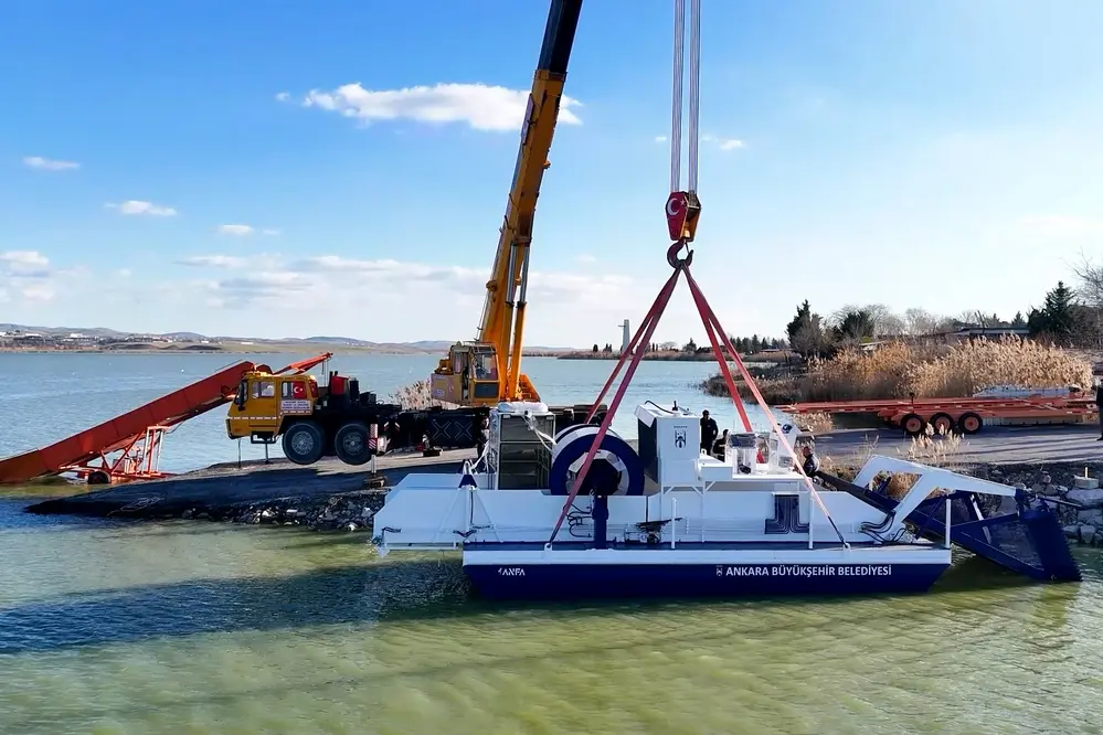 Ankara Büyükşehir Belediyesi Göletlerde Temizlik ve Bakım Çalışmalarını Sürdürüyor