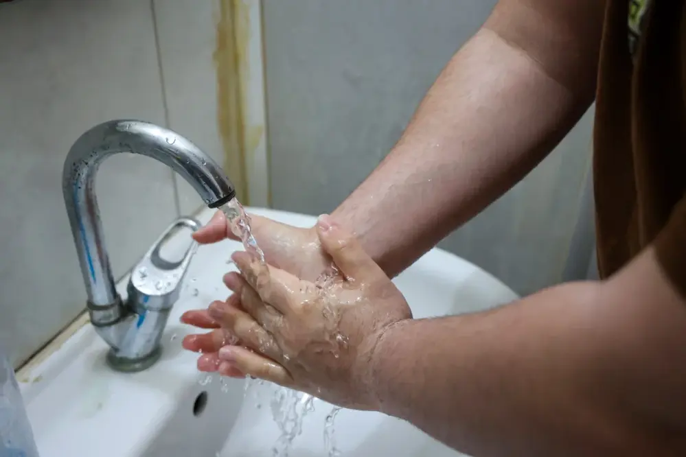 Antalya Büyükşehir Belediyesi'nden Öğrencilere Aylık 10 Ton Su Desteği