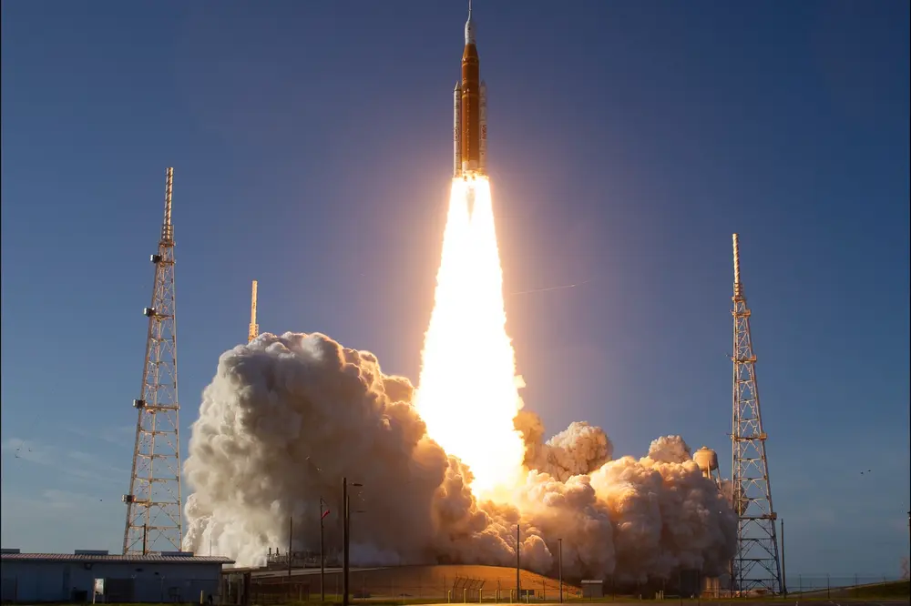 Artemis II Görevi Başlatıldı: Astronotlar Ay Çevresinde 10 Günlük Yolculuğa Çıktı