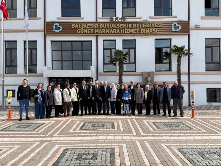 Balıkesir Bandırma Merkez Mahalle Muhtarlarıyla İstişare Toplantısı Gerçekleştirildi