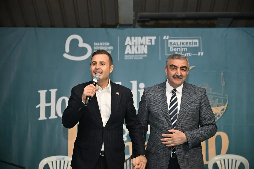 Balıkesir Büyükşehir Belediye Başkanı Akın, Balya'da Ramazan İftarı Düzenledi