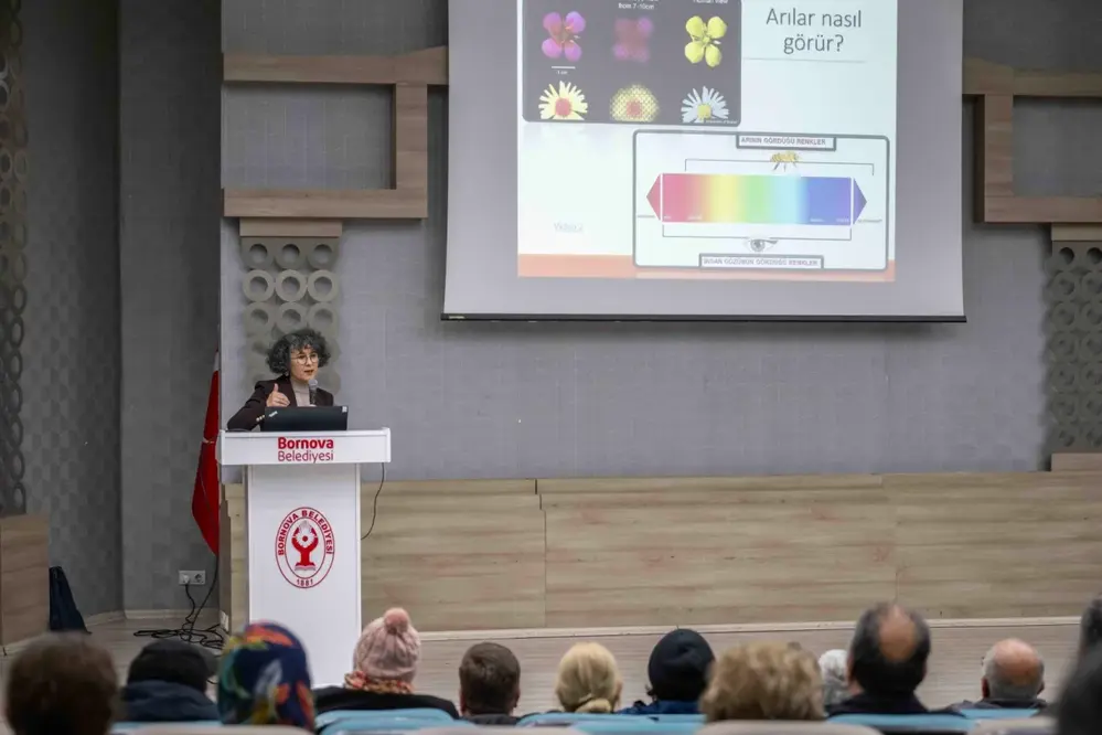 Bornova’da 10. Arıcılık Kursu 100 Kursiyerle Başladı