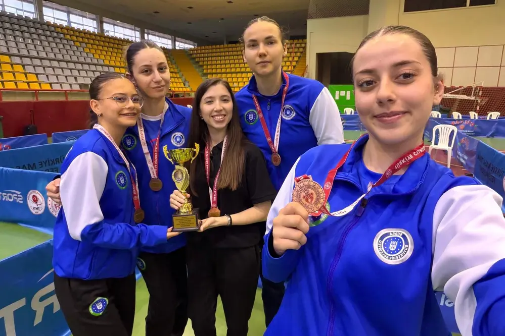 Bursa Büyükşehir Belediyespor Kadın Masa Tenisi Takımı Süper Lig'de 4. Sırada Tamamladı