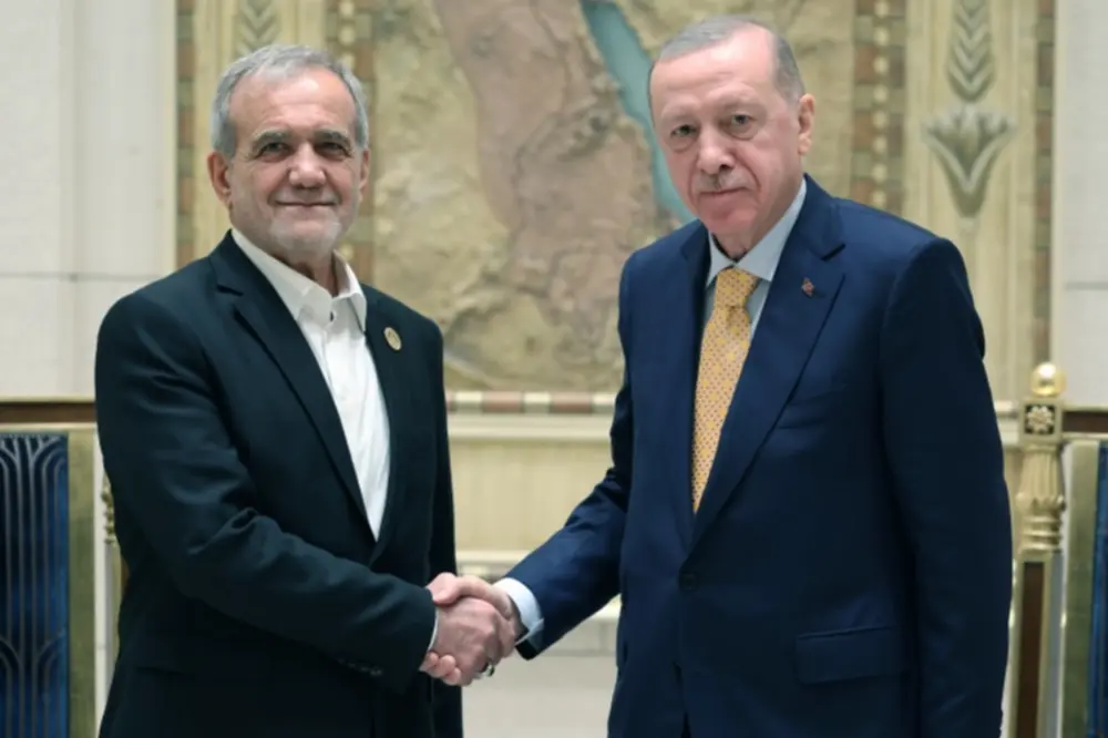 Cumhurbaşkanı Erdoğan ve İran Lideri Arasında Bölgesel Güvenlik Görüşmesi