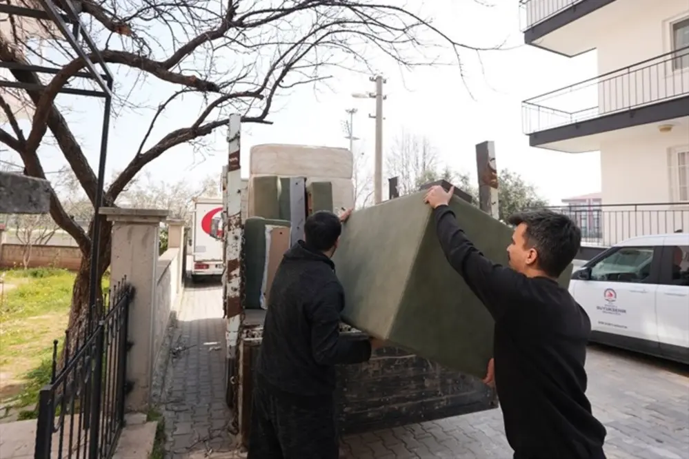 Denizli Büyükşehir Belediyesi Taşınma Desteği: İhtiyaç Sahiplerine 10 Bin TL Ödeme Sağlandı