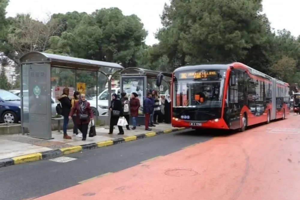 Denizli'de Öğrenci Ulaşım Desteği Başvuruları Dönem Sonuna Kadar Uzatıldı