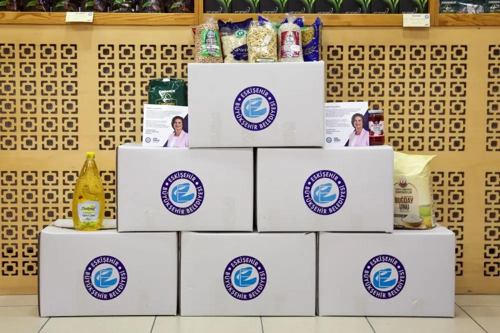 Eskişehir’de ‘Şehir Paylaşmaktır’ Projesiyle Ramazan Gıda Kolileri Hazırlanıyor