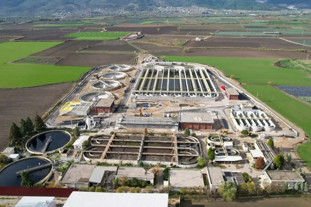 İzmir Büyükşehir Belediyesi Ulaşım ve Altyapı Yatırımlarını Sürdürüyor