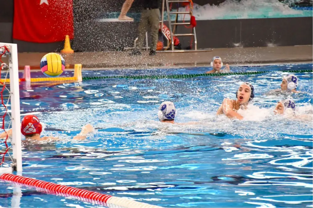 İzmir Büyükşehir Spor Kulübü Sütopu ve Judo Branşlarında Türkiye Şampiyonası Dereceleri