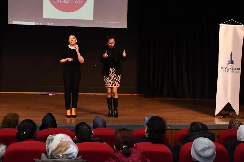 İzmir’de Sağır ve İşitme Engelli Kadınlara Yönelik Engelsiz Sağlık Atölyesi Düzenlendi