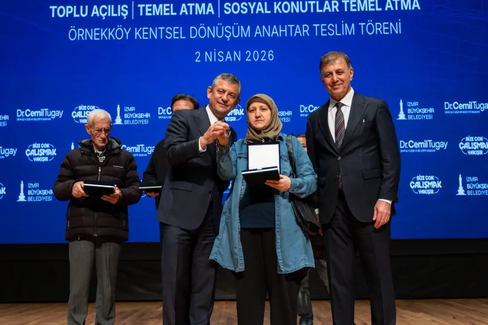 İzmir'de Ulaşım ve Altyapı Projeleri İçin Temel Atma ve Açılış Töreni Gerçekleştirildi