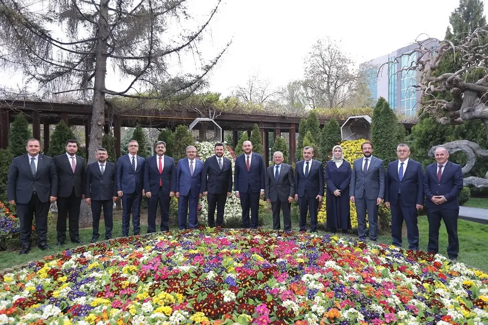 Kayseri'de AK Parti Yetkilisi Büyükgümüş'e Nezaket Ziyareti ve İş Birliği Vurgusu