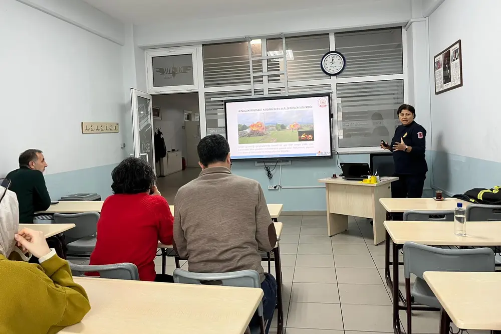 Kocaeli Bilgievleri Personeline Yangın Güvenliği Eğitimi Tamamlandı