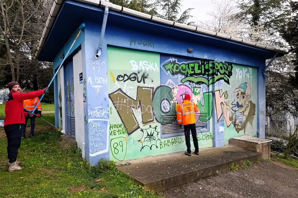Kocaeli’de Elektrik Trafoları Yenilenerek Kent Estetiği İyileştiriliyor