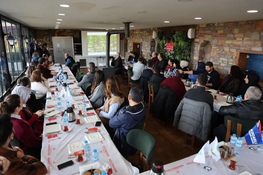 Kocaeli’de Sıfır Atık Yönetim Sistemi Değerlendirme Toplantısı Kartepe’de Gerçekleştirildi