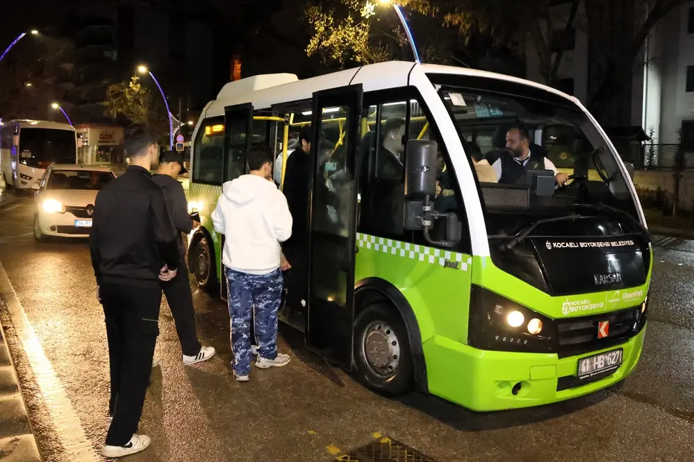 Kocaeli Gece Otobüsleri Vatandaşlardan Olumlu Geri Dönüş Aldı