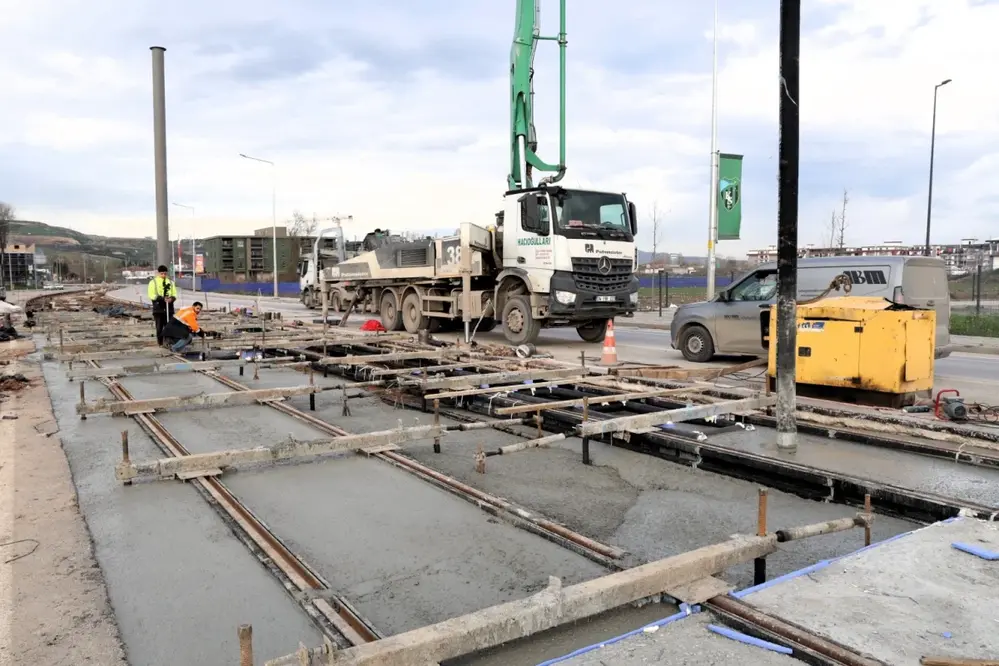 Kocaeli Tramvay Hattı Kartepe'ye Uzatılıyor: Çalışmalar Hızla İlerliyor