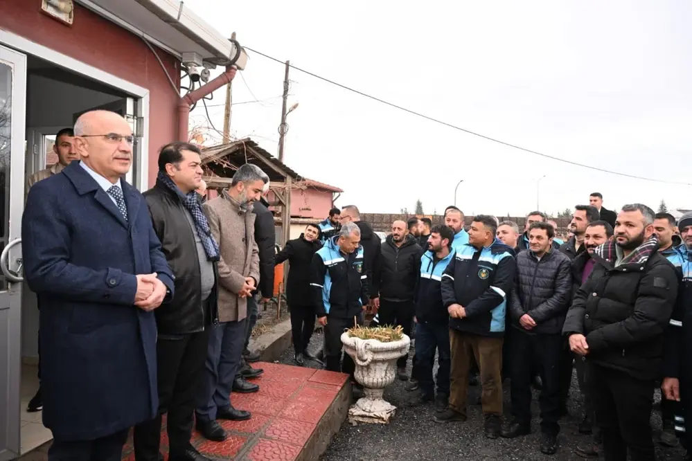 Malatya Büyükşehir Belediye Başkanı Er'den Kırsal Kar Mücadele Personeline Teşekkür