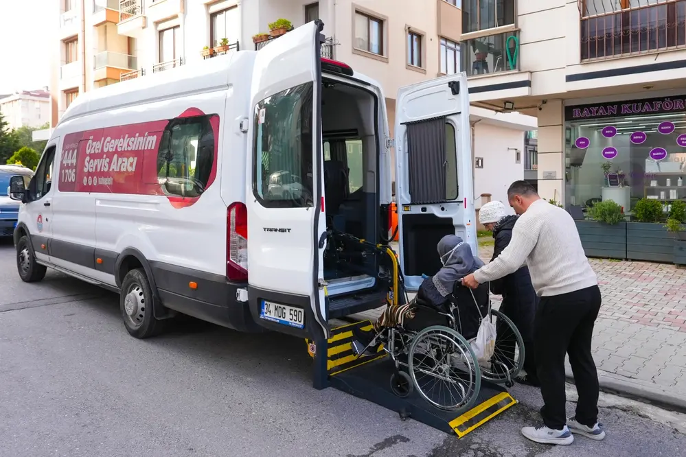 Maltepe'de Engelli Vatandaşlara Öncelikli Ambulans ve Evde Sağlık Hizmeti