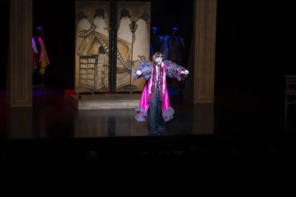 Mersin Tiyatro Günleri ‘Eyvah Nadir’ Oyunuyla Tamamlandı