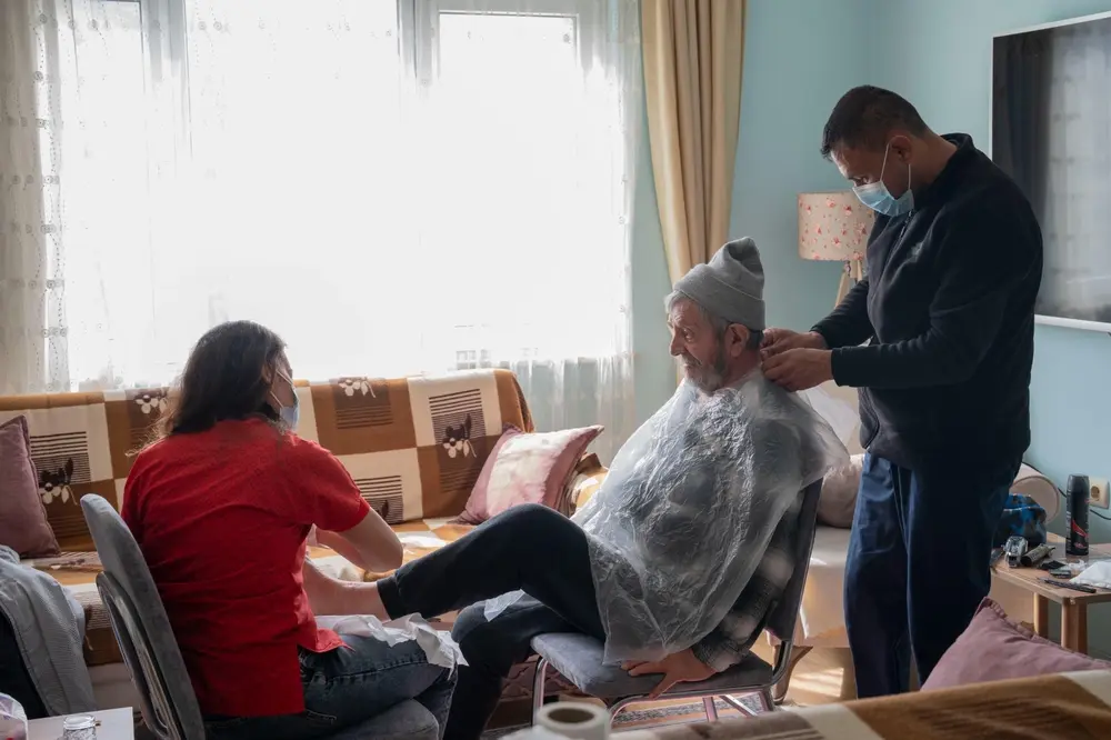 Milas Belediyesi Evde Kuaförlük ve Berberlik Hizmetini Sürdürüyor