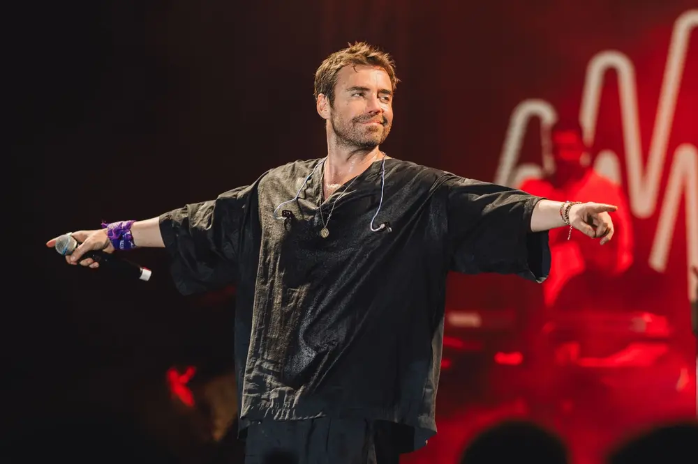 Murat Dalkılıç 4 Ayda 30 Konserle Sahnelere Dönüş Yapıyor