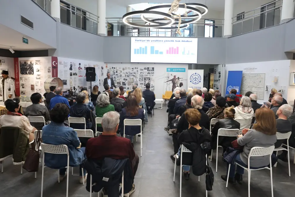 Nilüfer’de Türkiye’de Yaşlanma Politikaları Etkinliği Gerçekleştirildi