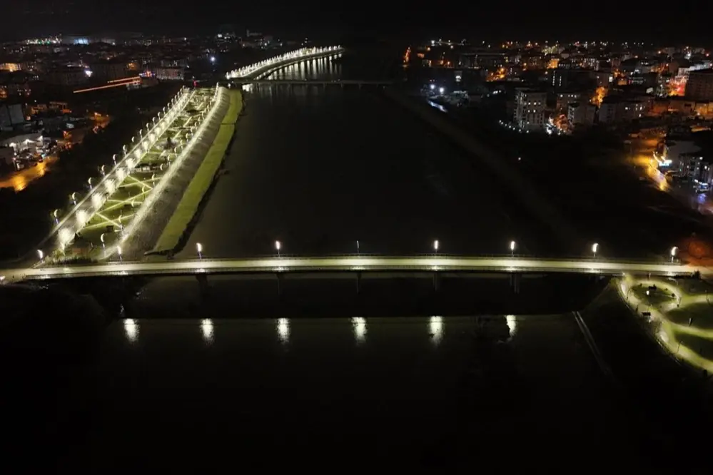 Ordu Yeni Melet Köprüsü Aydınlatma Çalışmaları Tamamlandı