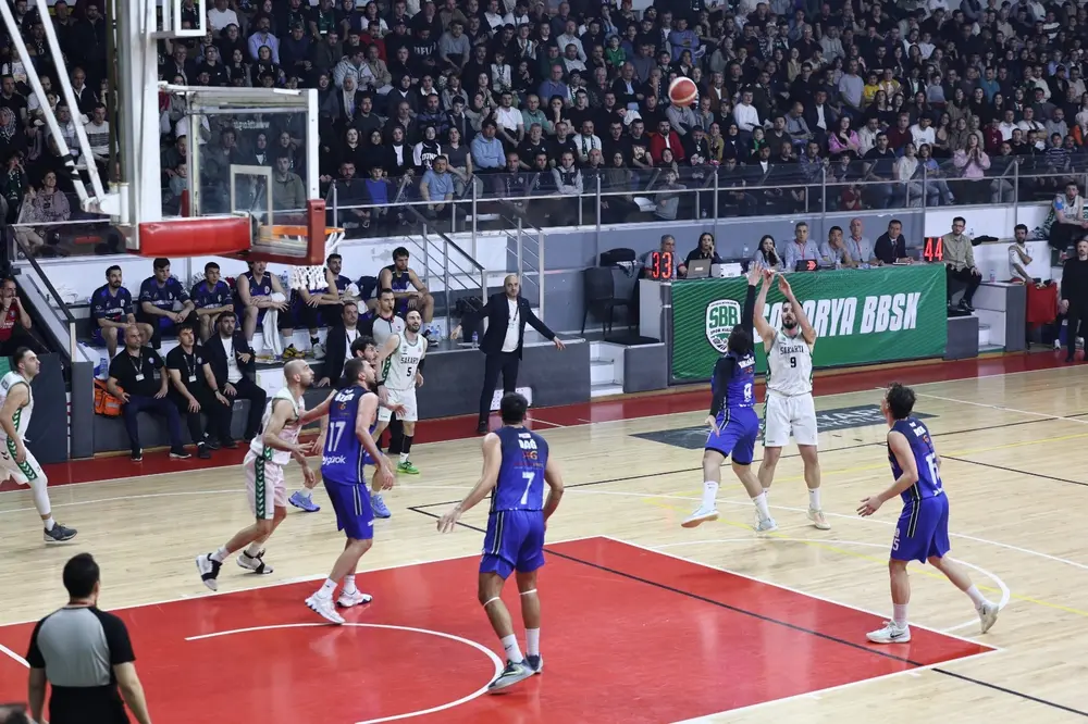 Sakarya Büyükşehir Basketbol, Play-Off Serisinde İlk Maçı 93-70 Kazandı