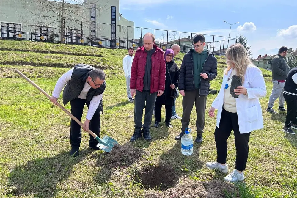 Sakarya Büyükşehir Belediyesi Özel Gereksinimli Bireylerle Doğa ve Üretim Etkinlikleri Düzenledi