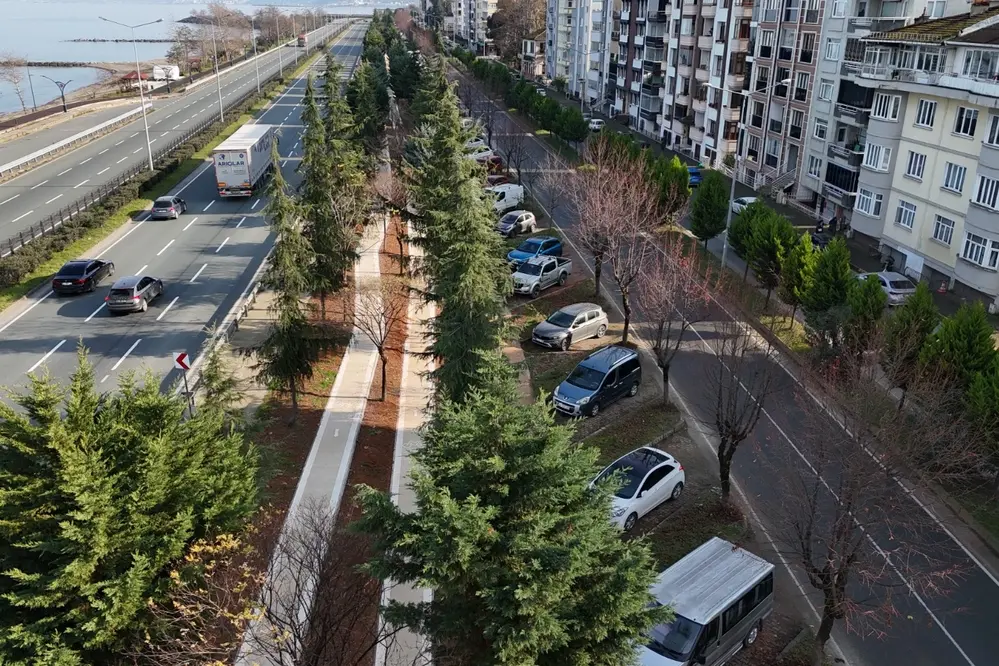 Sürmene'de Tamamlanan Bisiklet Yolu Hizmete Açıldı