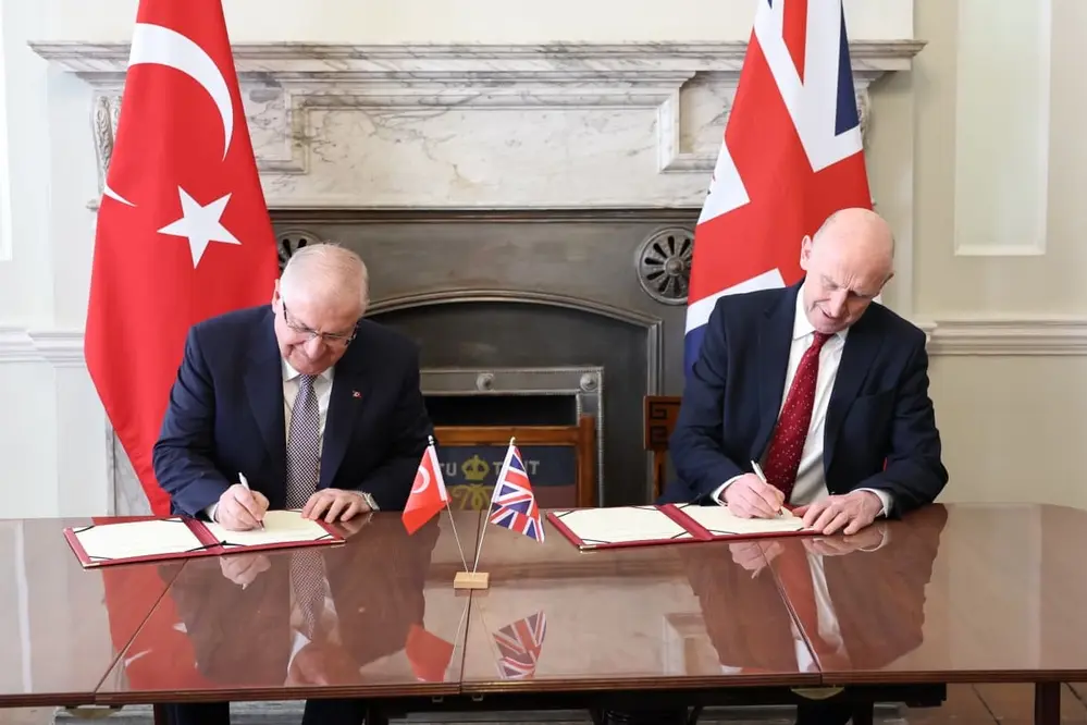 Türkiye ve Birleşik Krallık Arasında Eurofighter Typhoon Sözleşmesi İmzalandı