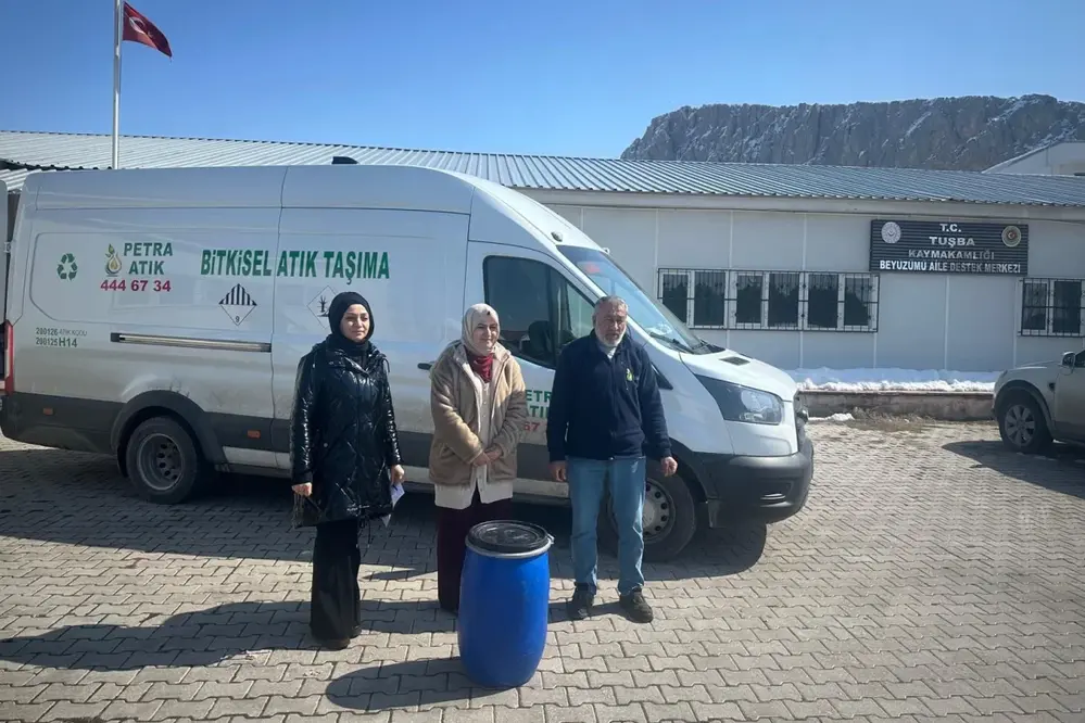 Van Büyükşehir Belediyesi Bitkisel Atık Yağ Geri Dönüşüm Projesi Başlattı