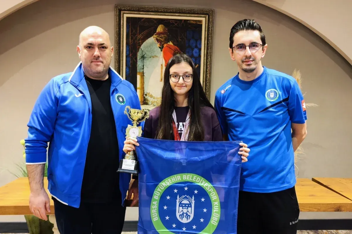 Yalova Satranç Turnuvası'nda Bursa Sporcuları 3 Madalya Kazandı: Arya Aydoğan Yıldızlaştı